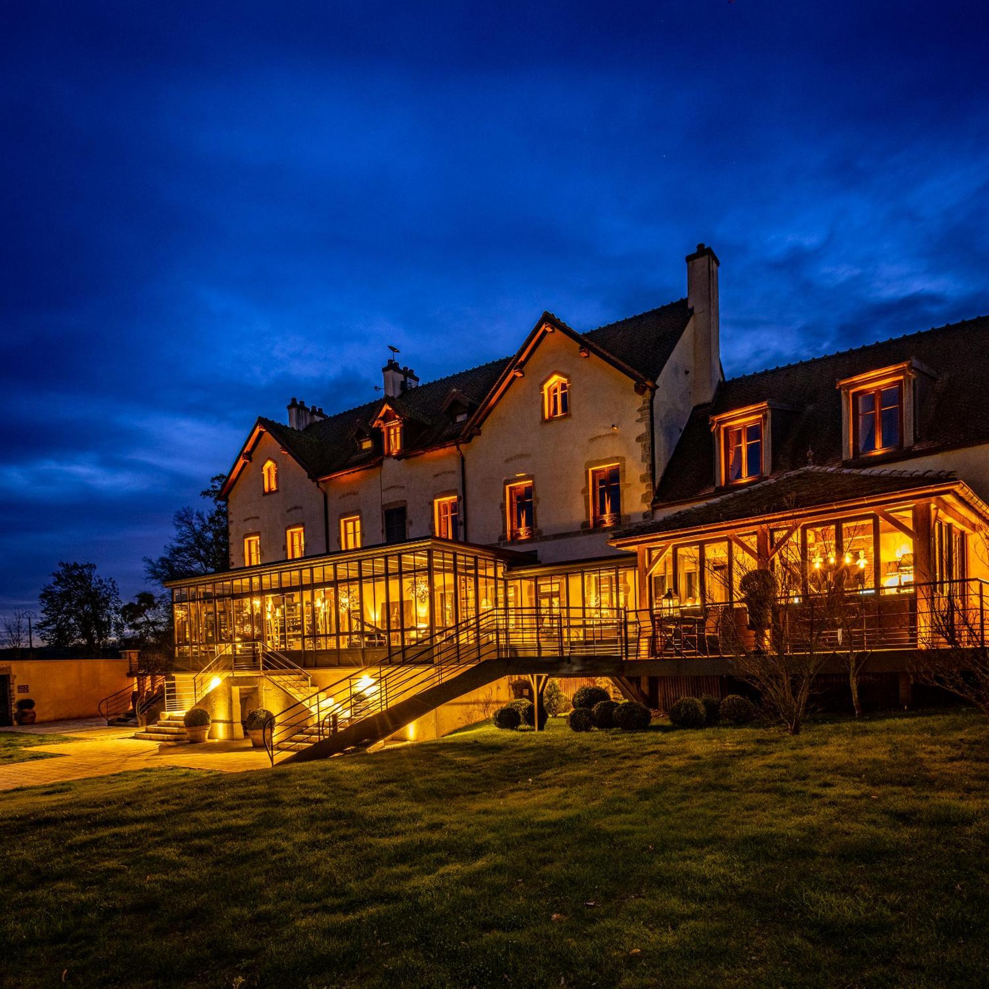 Domaine De Rymska & Spa - Relais & Chateaux Saint-Jean-de-Trezy Exterior photo
